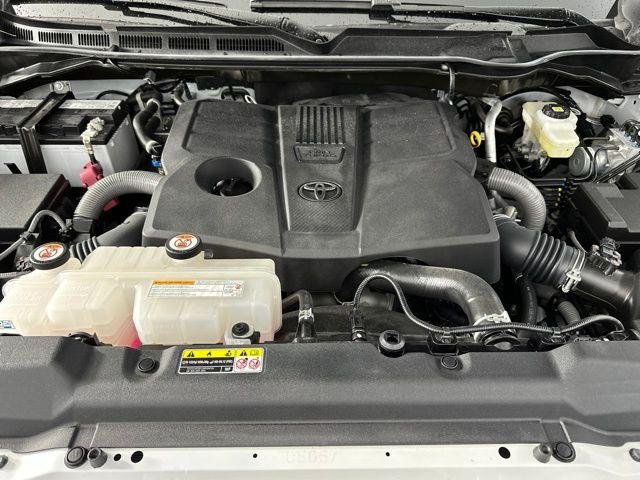 Certified Used 2026 PLATINUM WHITE PEARL MC. Toyota  image 13