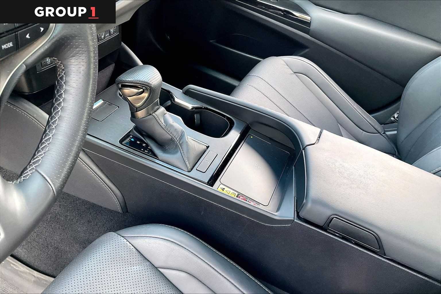 Used 2024 Cloudburst Gray Lexus F SPORT Handling image 15
