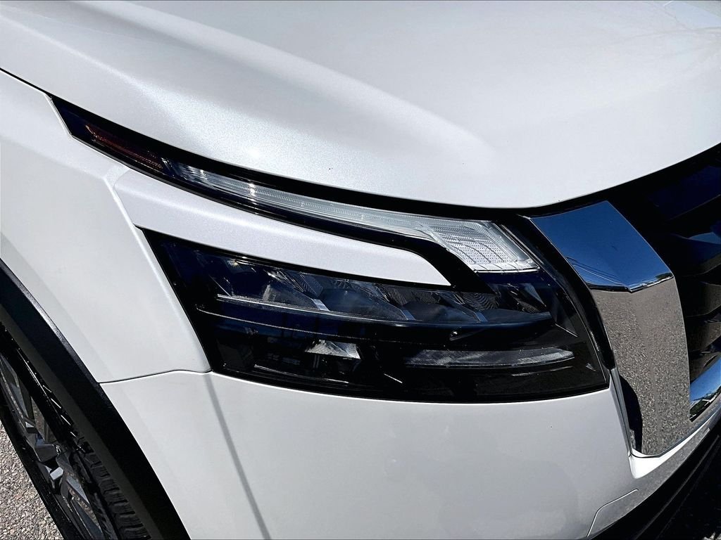 Certified Used 2023 White Nissan SV image 32