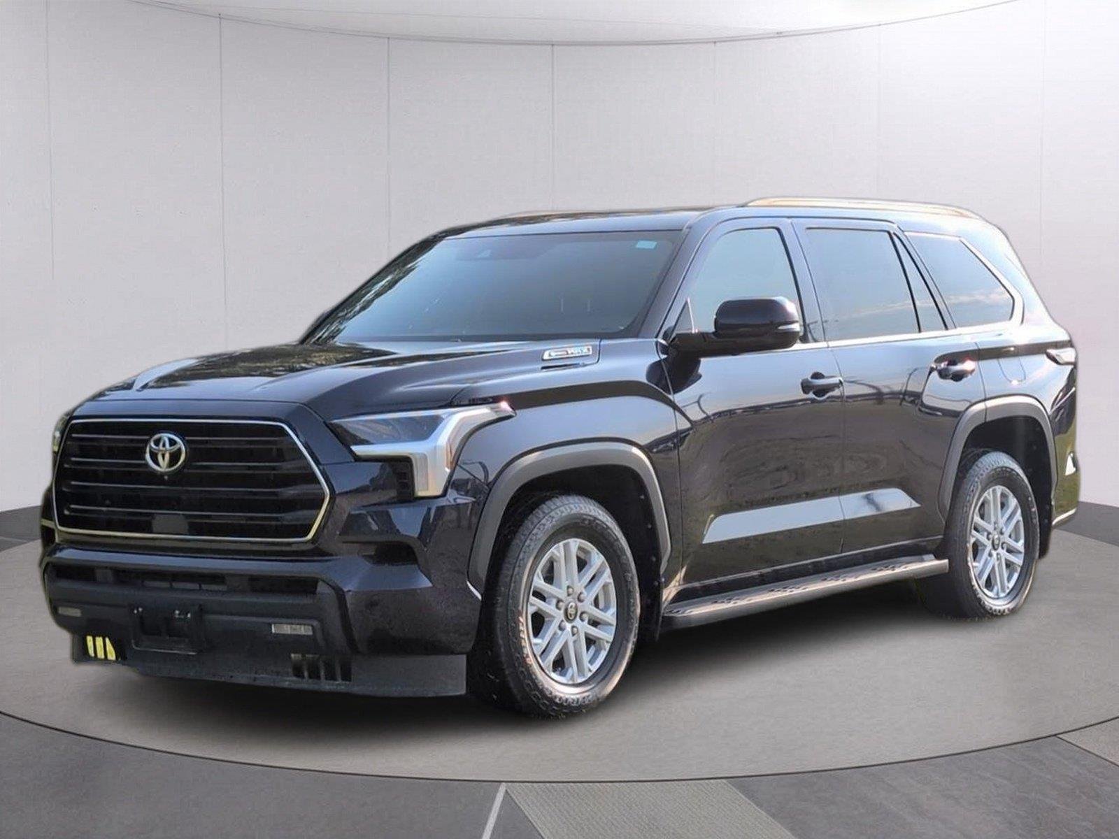 2025 Toyota Sequoia SR5