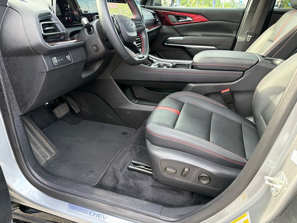 2025 Chevrolet Traverse RS - Photo 9