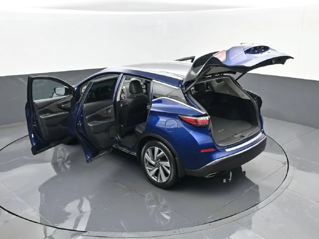 Used 2020 Deep Blue Pearl Nissan SL image 29