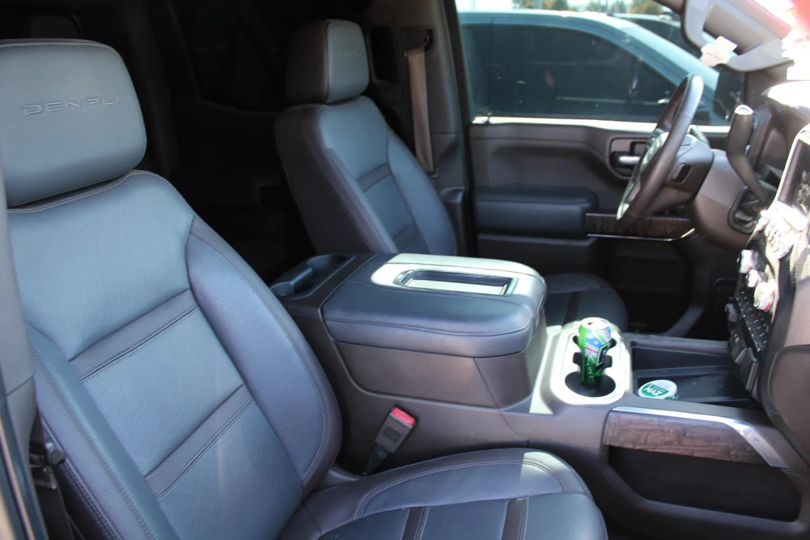 Used 2019 Satin Steel Metallic GMC Denali image 4