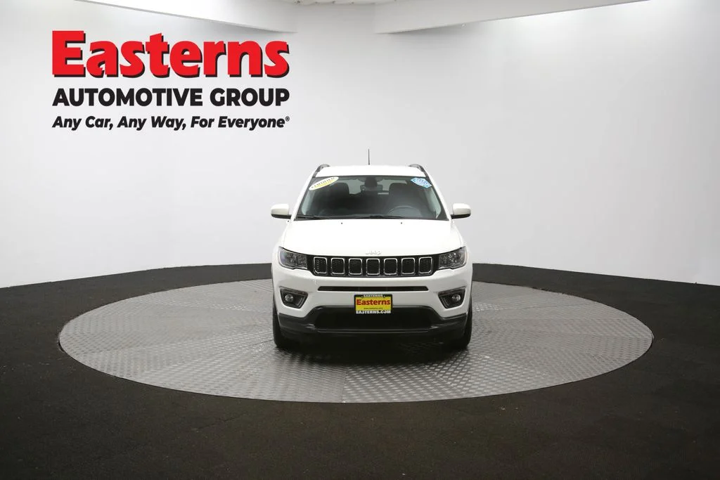 Used 2019 White Jeep Latitude image 52