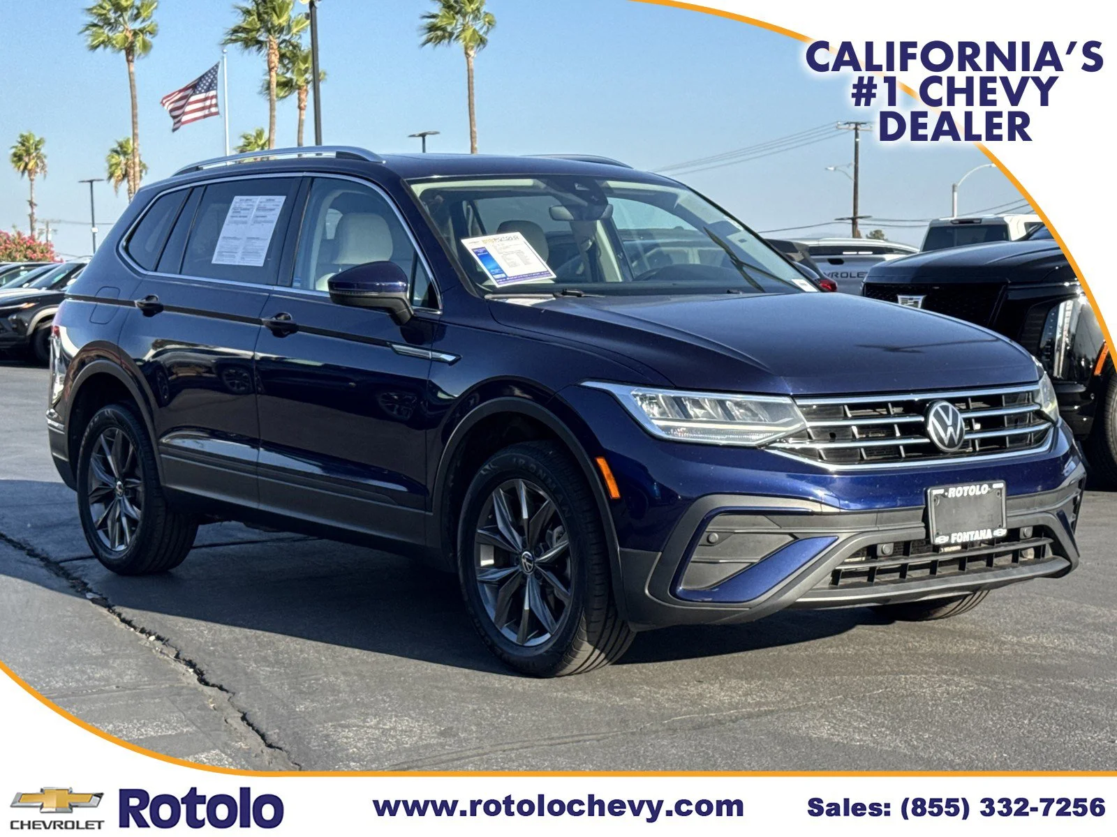 Used 2022 Blue Volkswagen SE image 1