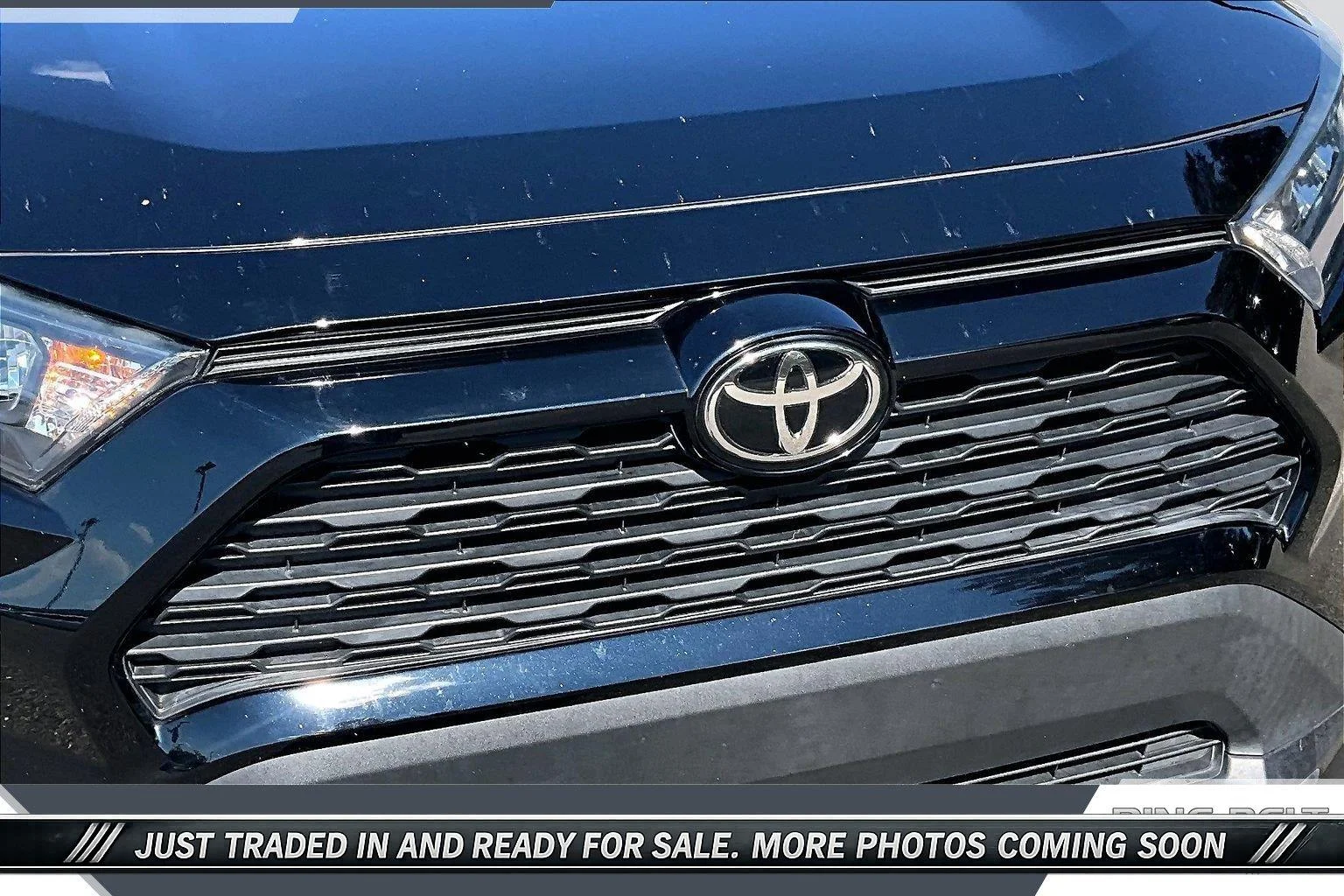 Used 2021 Midnight Black Metallic Toyota LE image 22