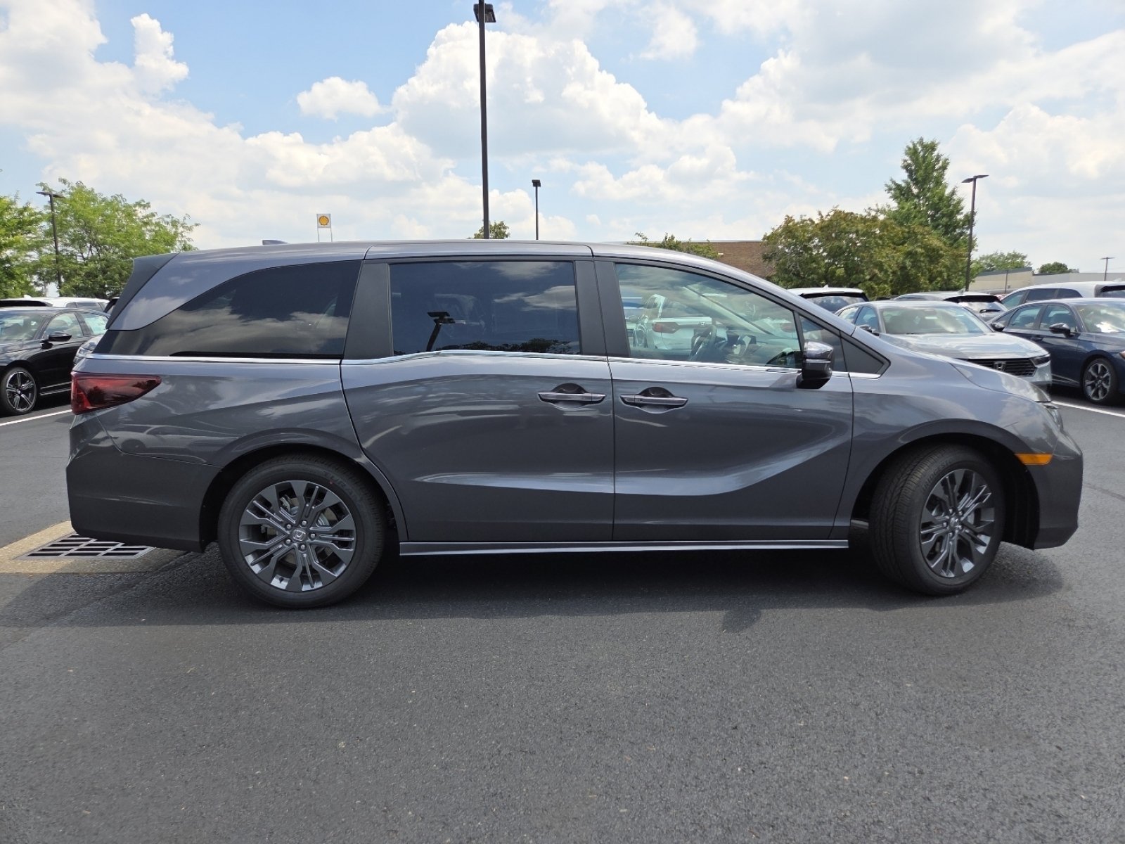 New 2026 Modern Steel Metallic Honda Touring image 23