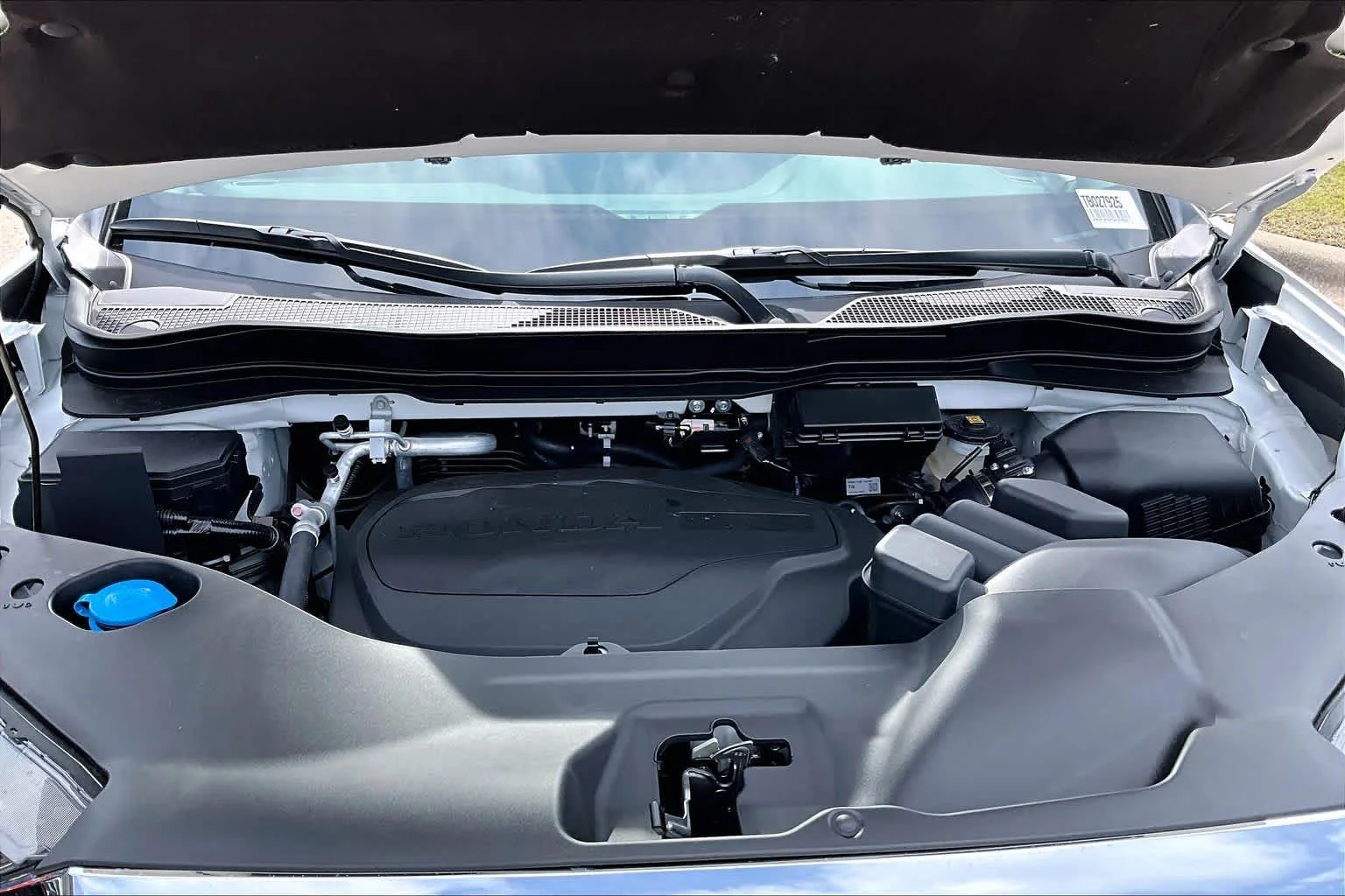 New 2026 Platinum White Pearl Honda RTL image 16