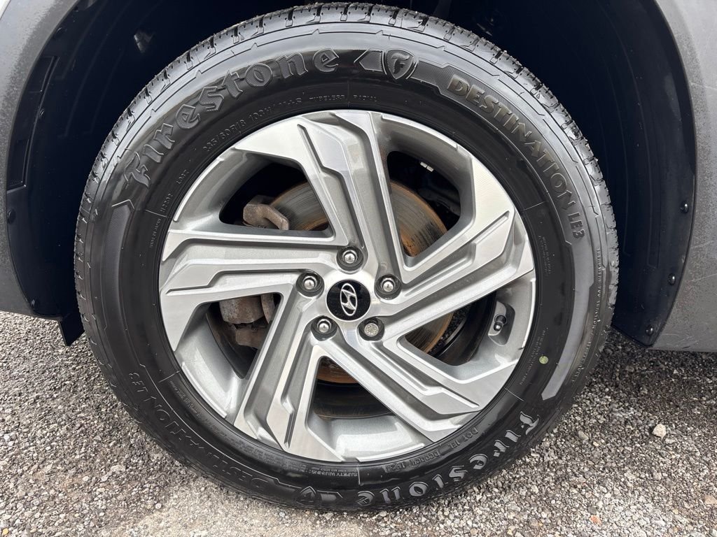 Used 2021 Silver Hyundai SEL image 10