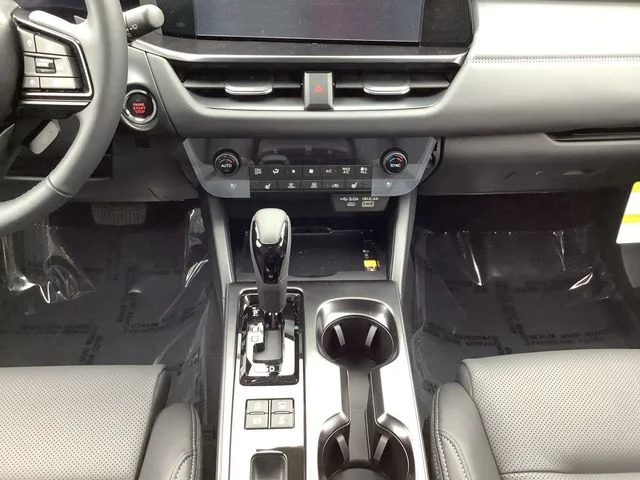 New 2026 Crystal White Pearl Subaru Touring XT image 11