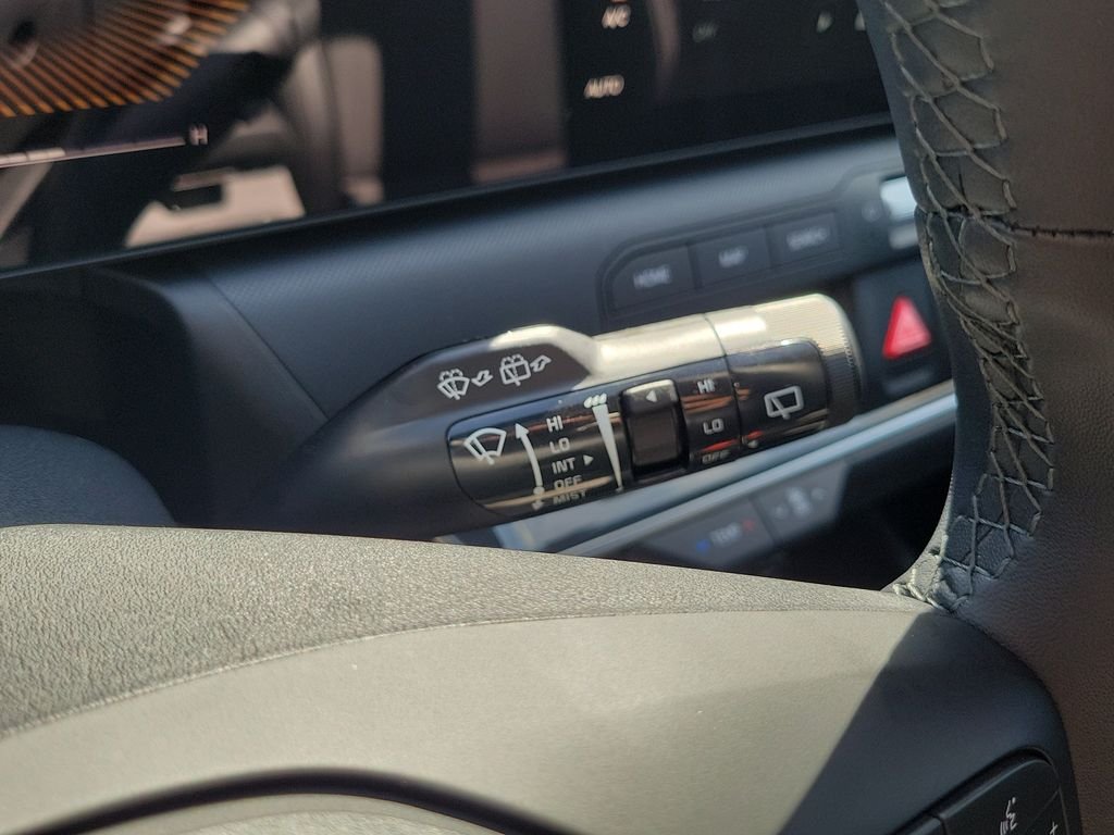 New 2026 Morning Haze Kia EX Hatchback image 28