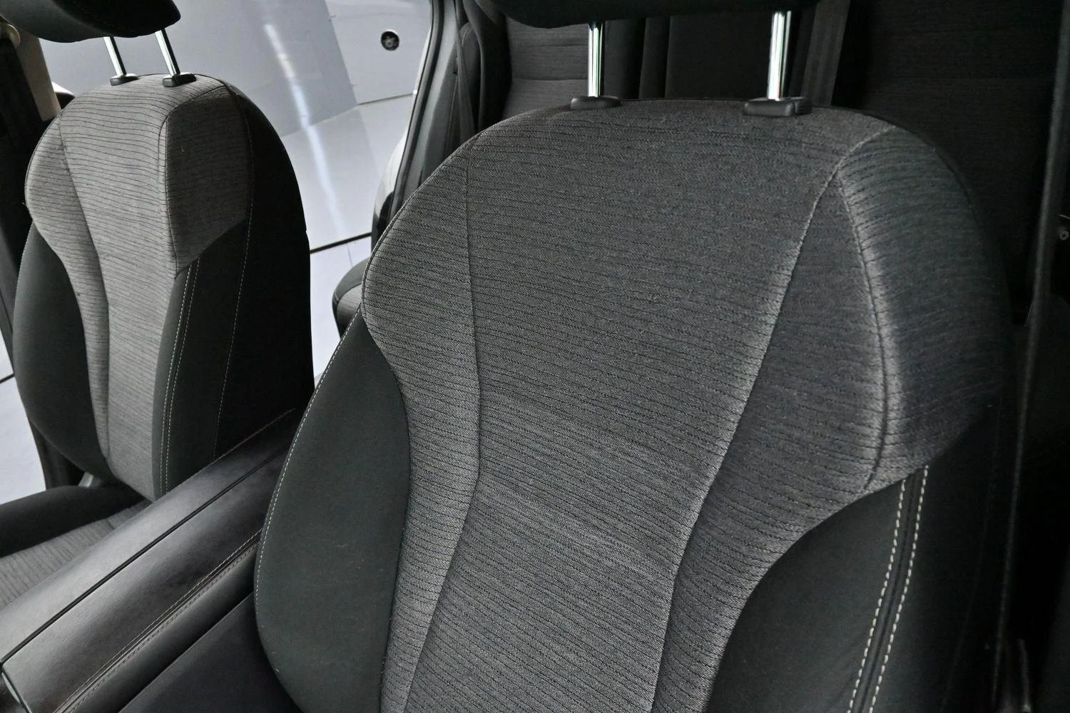 Used 2023 Super Black Nissan SV image 13