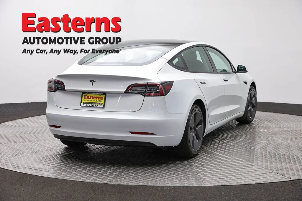 Used 2021 White Tesla Standard Range Plus image 5