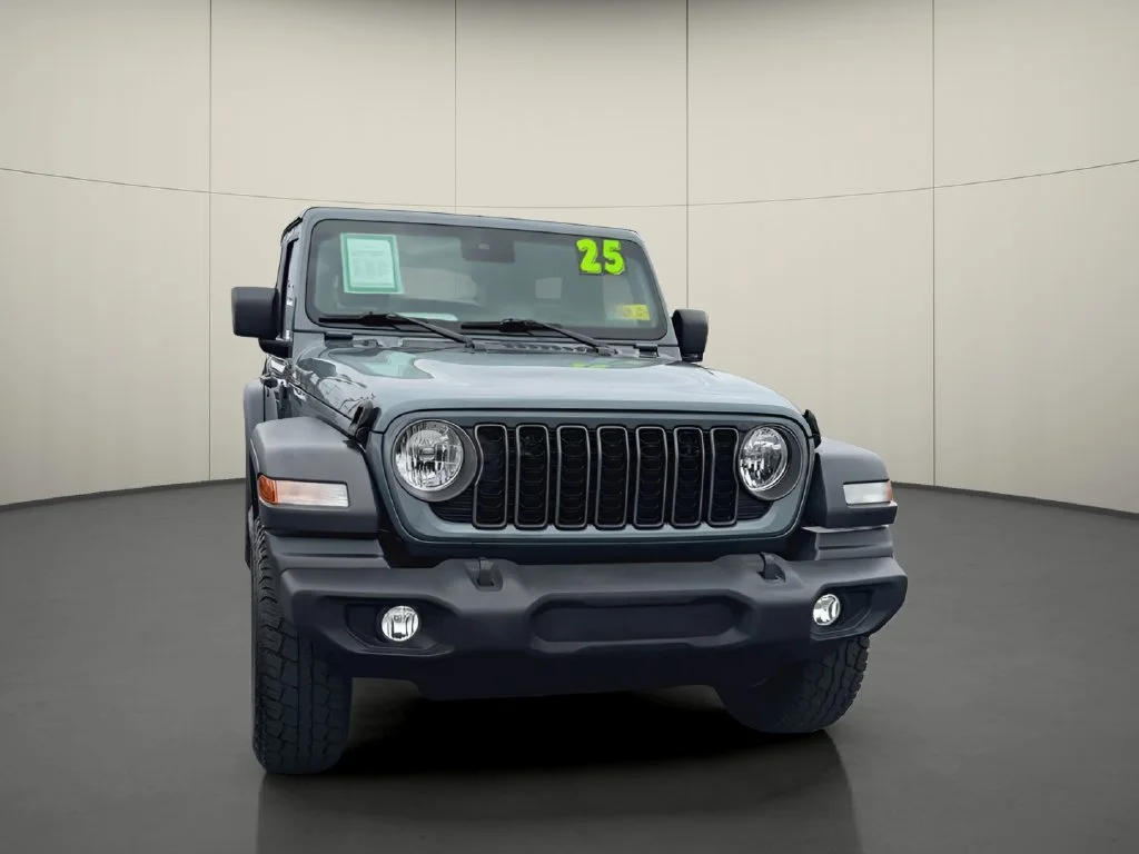 Used 2025 Gray Jeep Sport S image 2