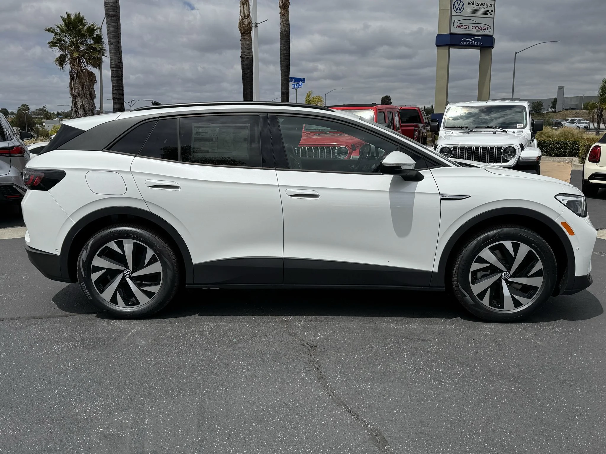 New 2026 Opal White Pearl Volkswagen Pro image 8