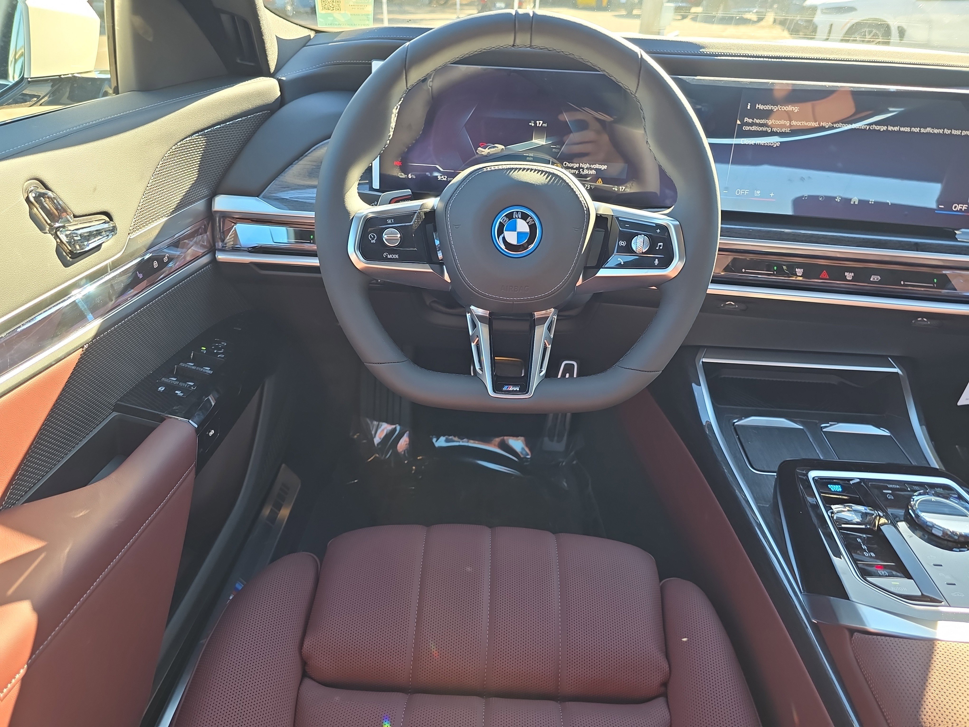 2026 BMW i7 50 - Photo 13