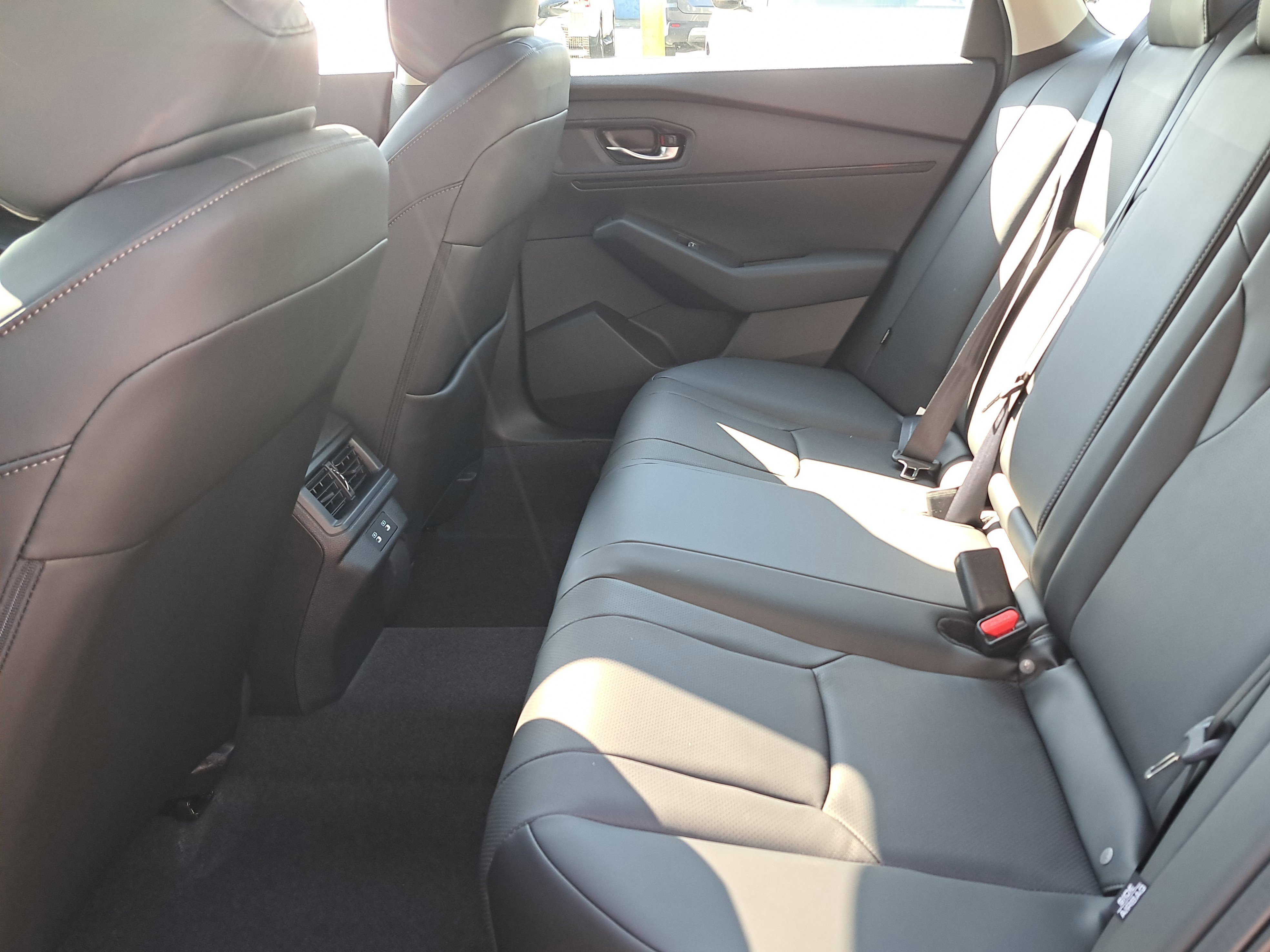 New 2026 Urban Gray Pearl Honda EX-L image 11