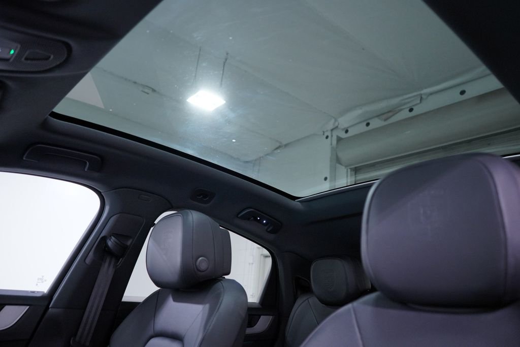 Used 2024 Quartzite Grey Metallic Porsche Base image 19