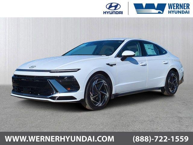 New 2026 White Hyundai SEL Sport image 1