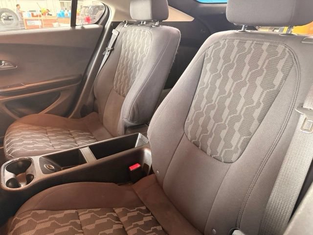 Used 2014 ASHEN GREY METALLIC Chevrolet STD image 19