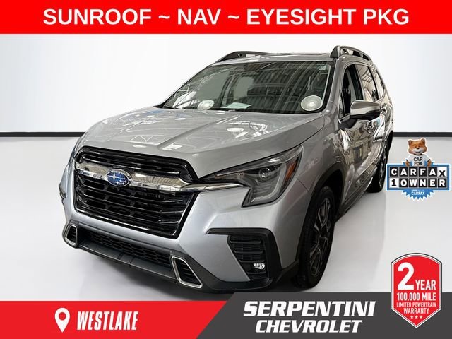 2023 Subaru Ascent Touring's photo