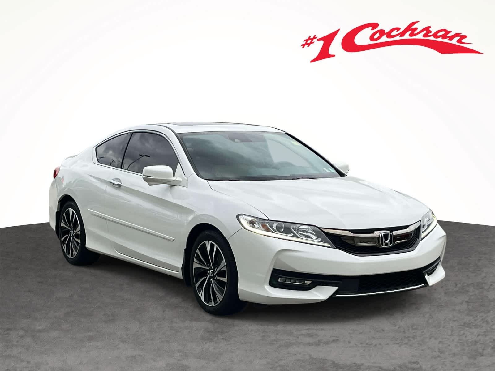 Used 2017  Honda EX-L image 1