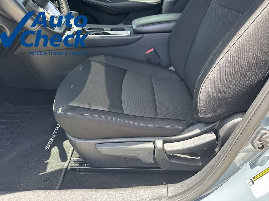 Used 2024 Gray Metallic Nissan SV image 14