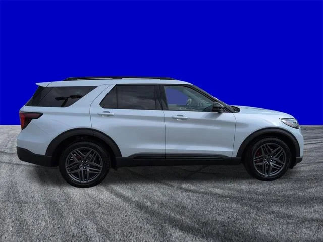 New 2026 Space White Metallic Ford ST image 3