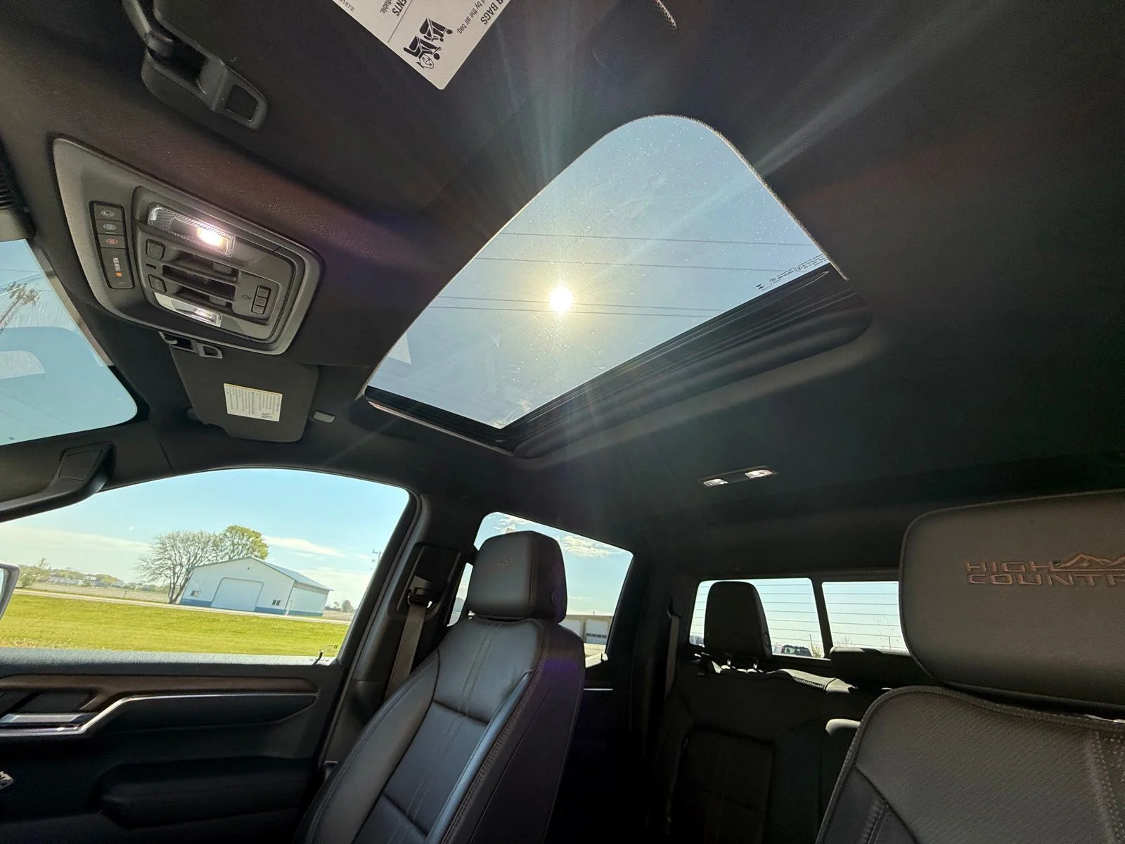 2023 Chevrolet Silverado 1500 High Country - Photo 9