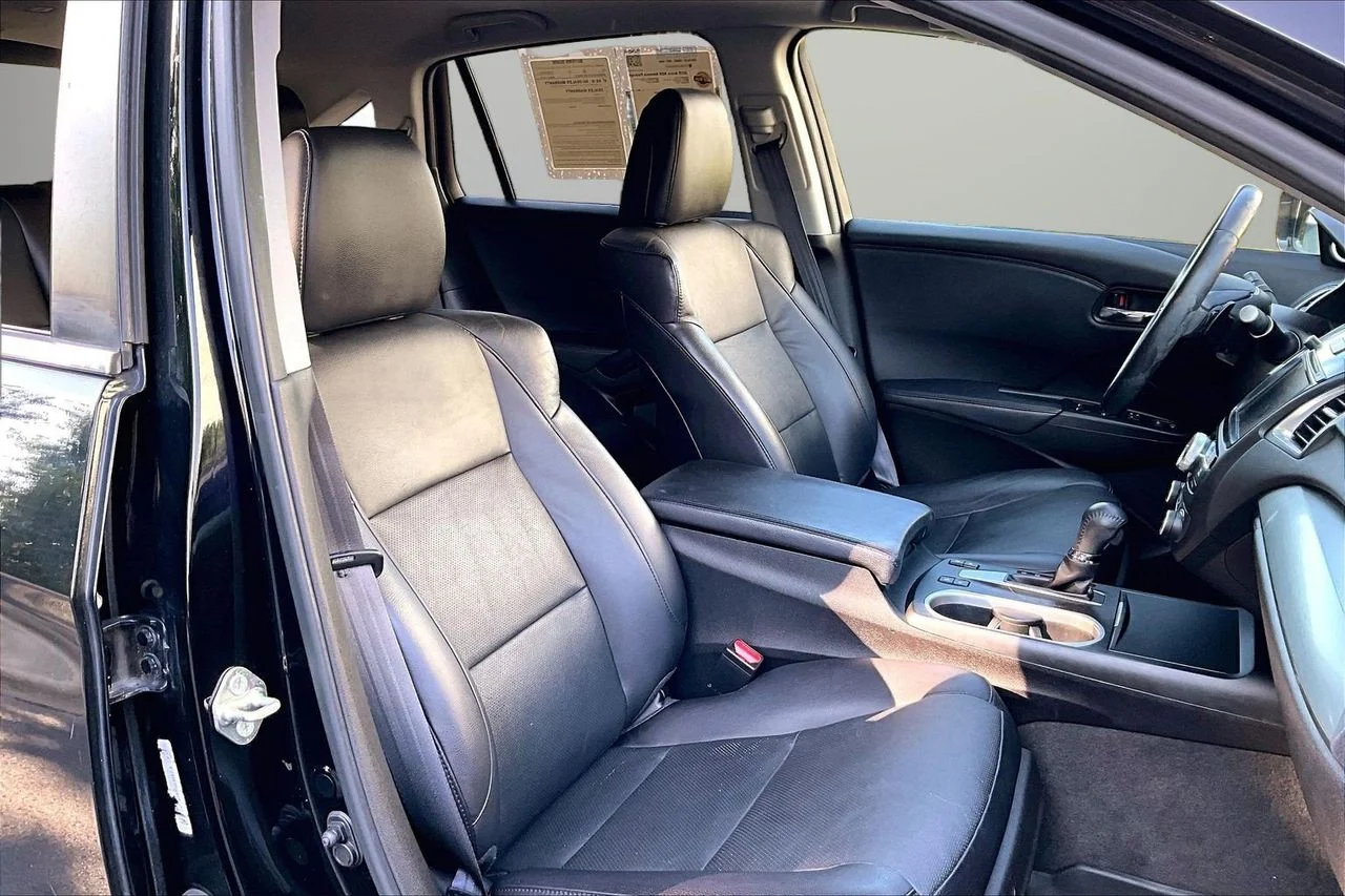 Used 2018  Acura Advance Package image 24