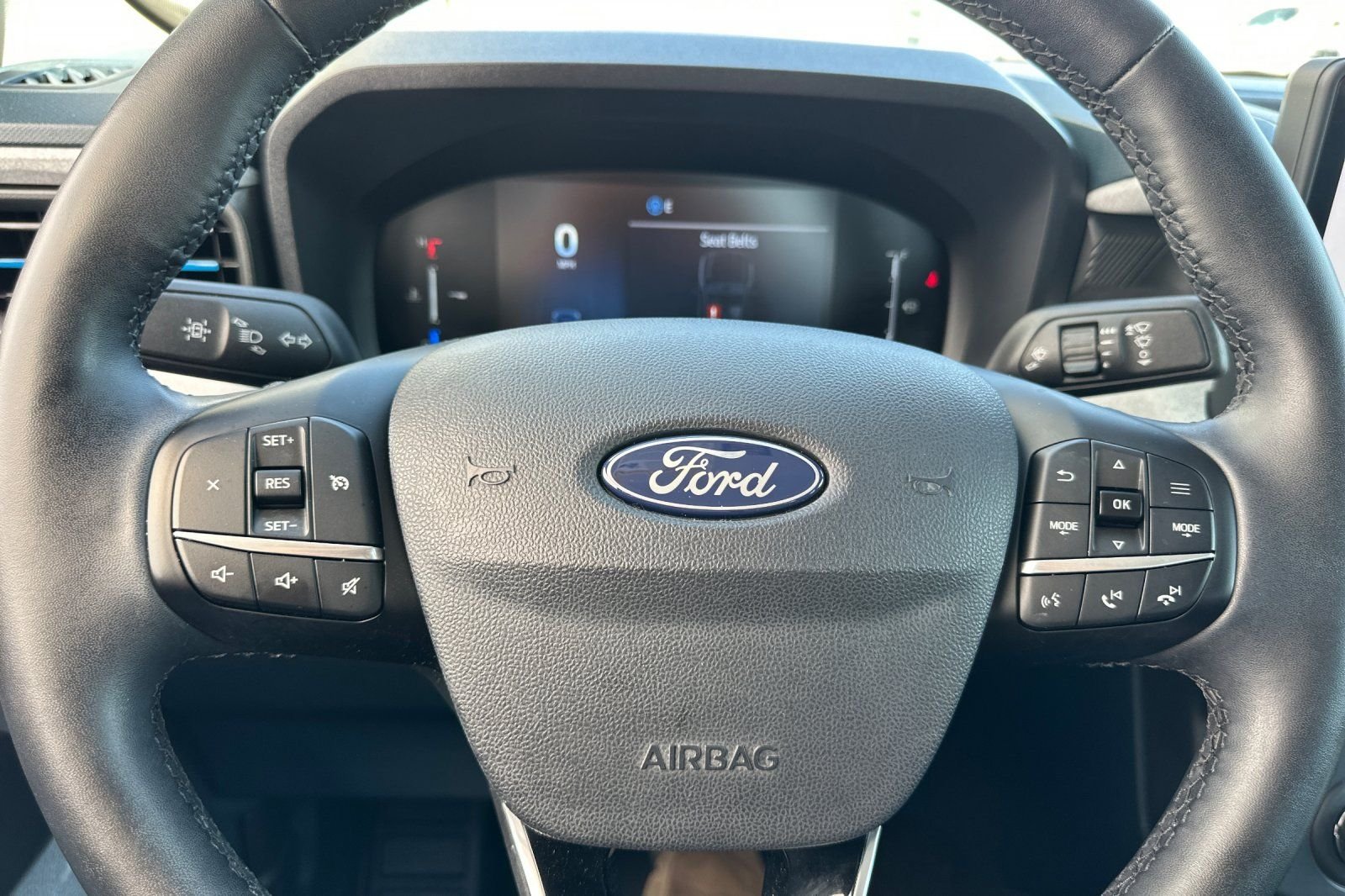 Used 2025 Gray Ford XLT image 23