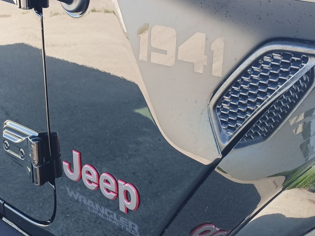 Used 2022 Black Jeep Unlimited Rubicon image 30