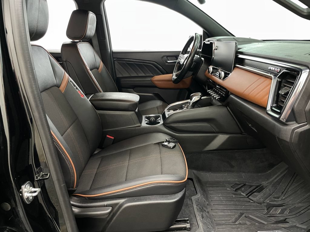 2024 GMC Canyon AT4 - Photo 38