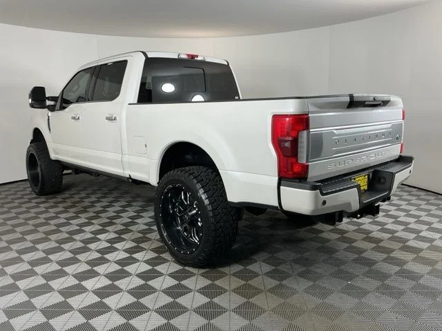 Used 2017 White Ford Platinum image 6