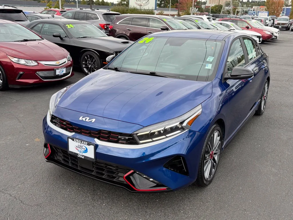 Used 2024 Deep Sea Blue Kia GT image 4