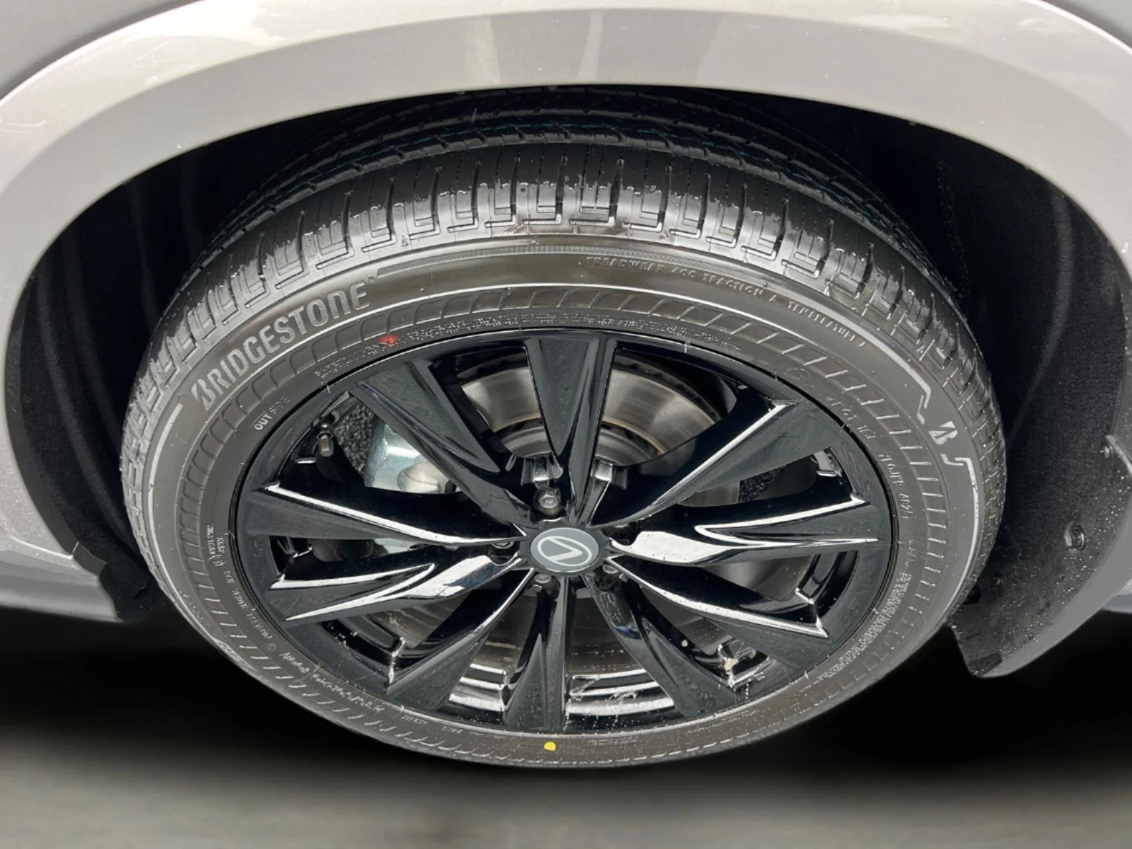 New 2026 Atomic Silver Lexus NX 350 F SPORT Handling image 26