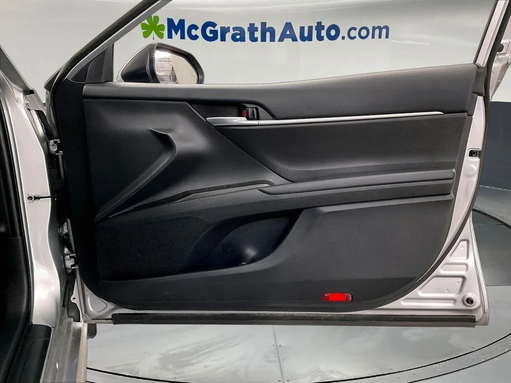 Certified Used 2022 Silver Toyota SE image 28