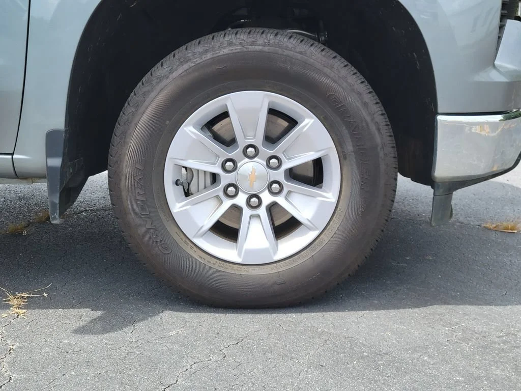 Used 2026 Sterling Gray Metallic Chevrolet LT image 10