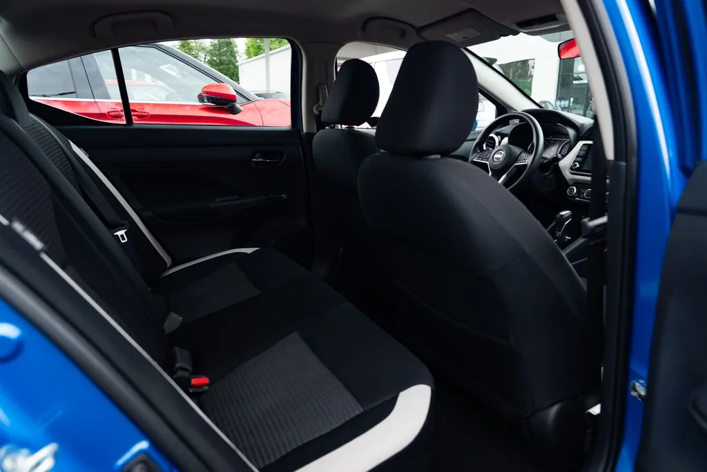 Used 2021 Blue Nissan 1.6 SV image 21