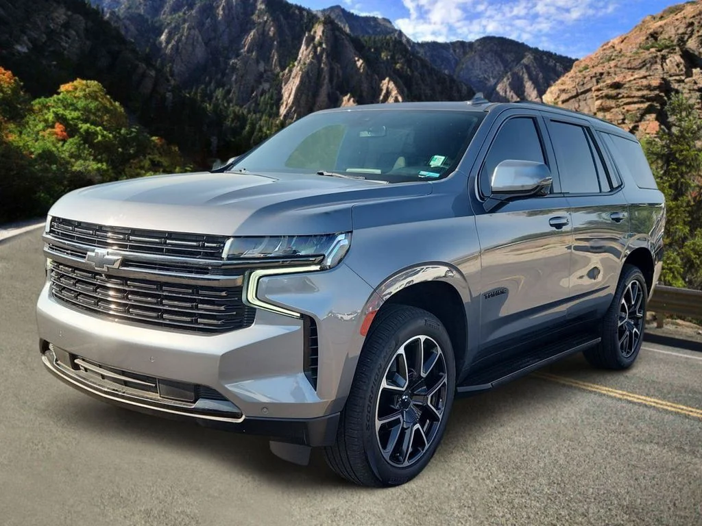 Used 2021 Gray Chevrolet RST image 5