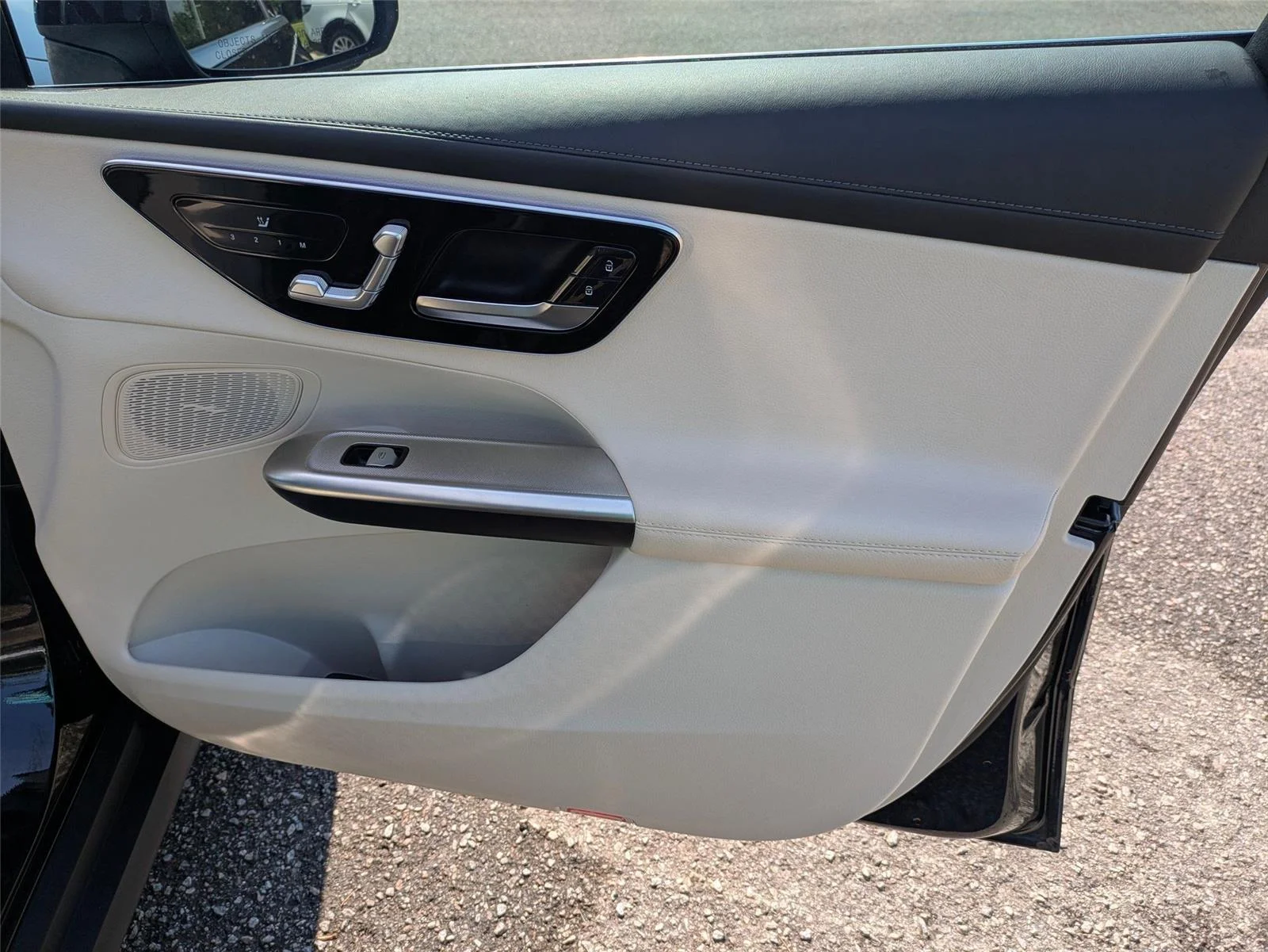 Used 2024 Black Mercedes-Benz GLC 300 image 32