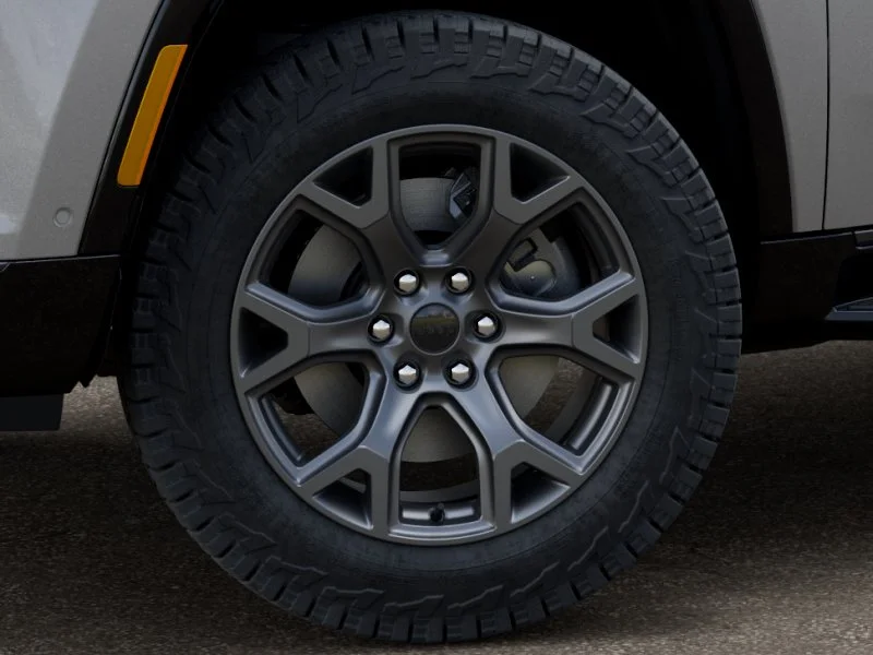 New 2026 Silver-Zynith Exterior Paint Jeep Upland image 34