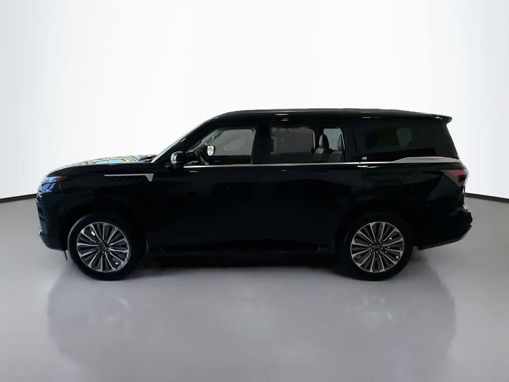 New 2027 BLACK OBSIDIAN INFINITI LUXE image 2
