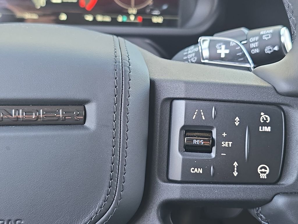 New 2026 Narvik Black Land Rover OCTA Black image 18