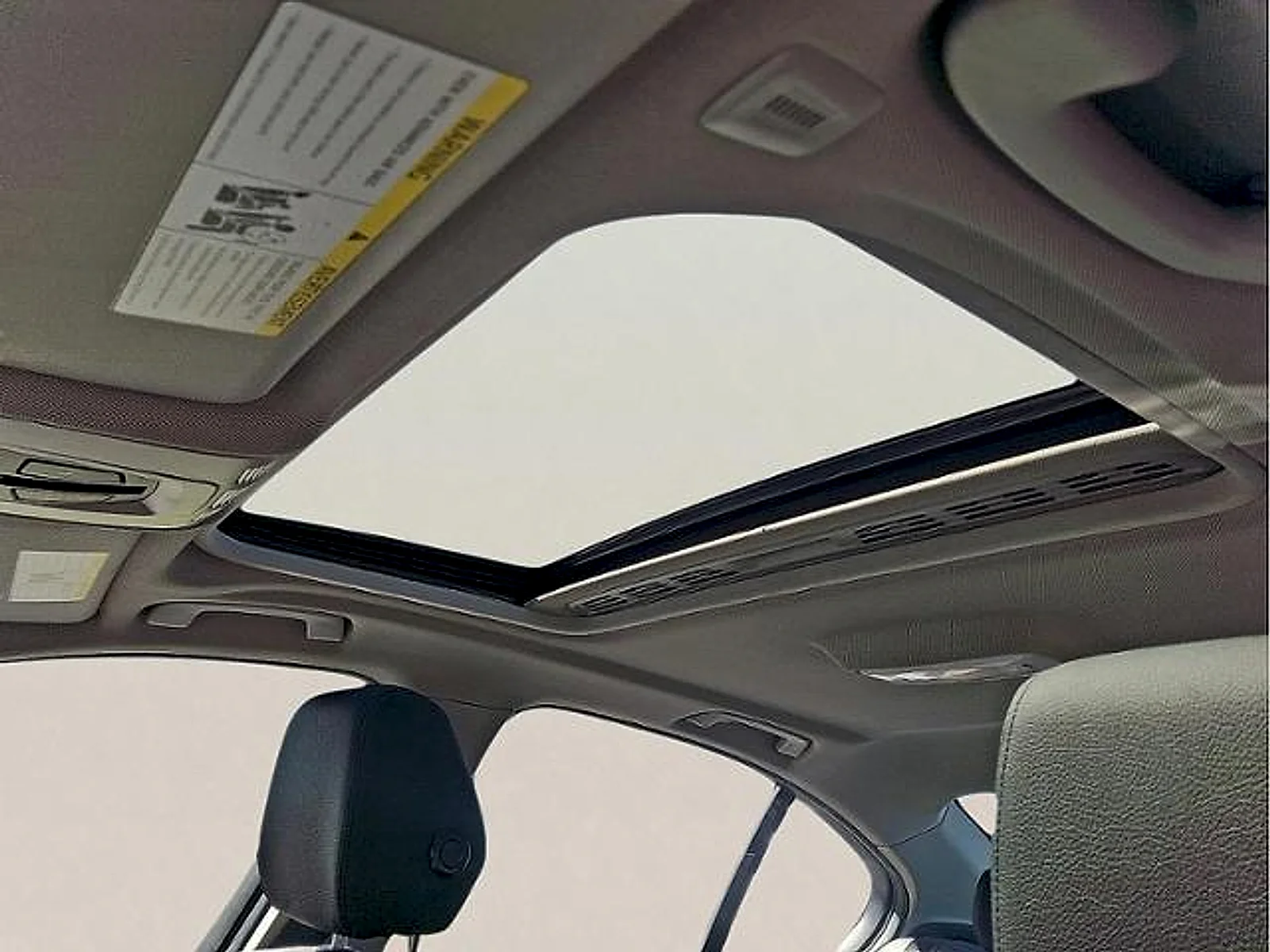2015 BMW 3 Series 328i - Photo 12