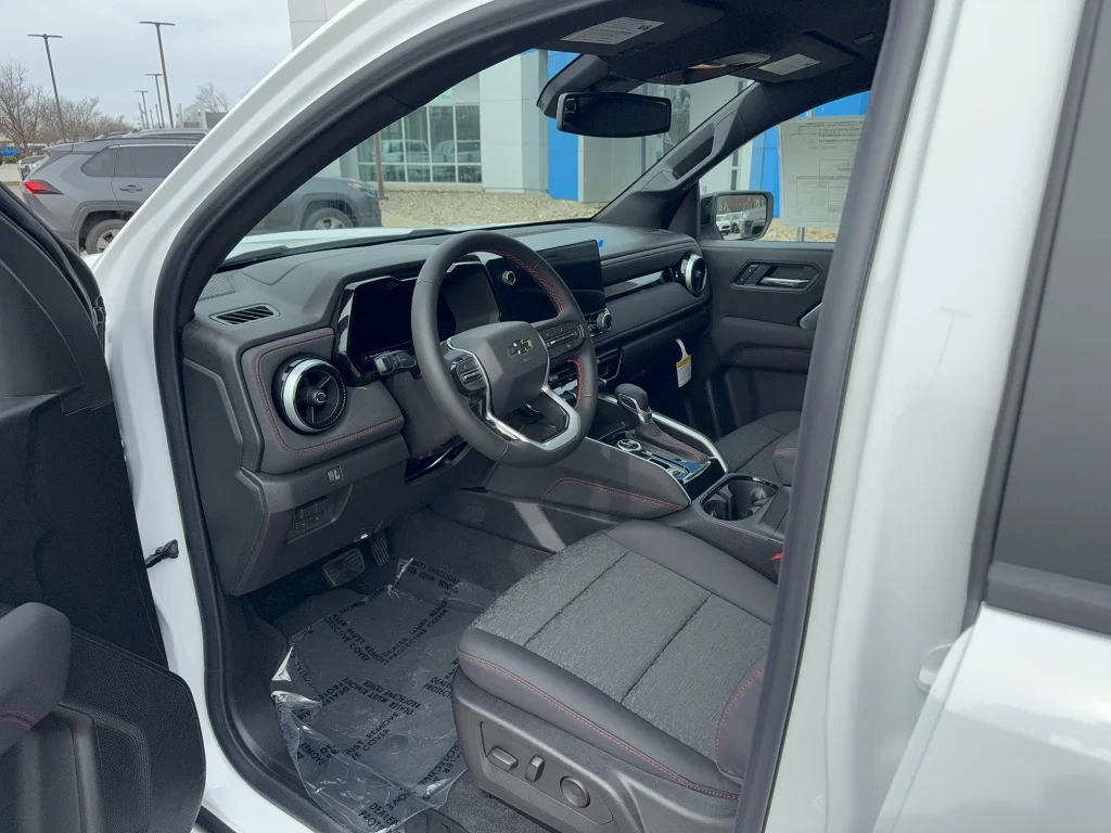 New 2026 Summit White Chevrolet Z71 image 10