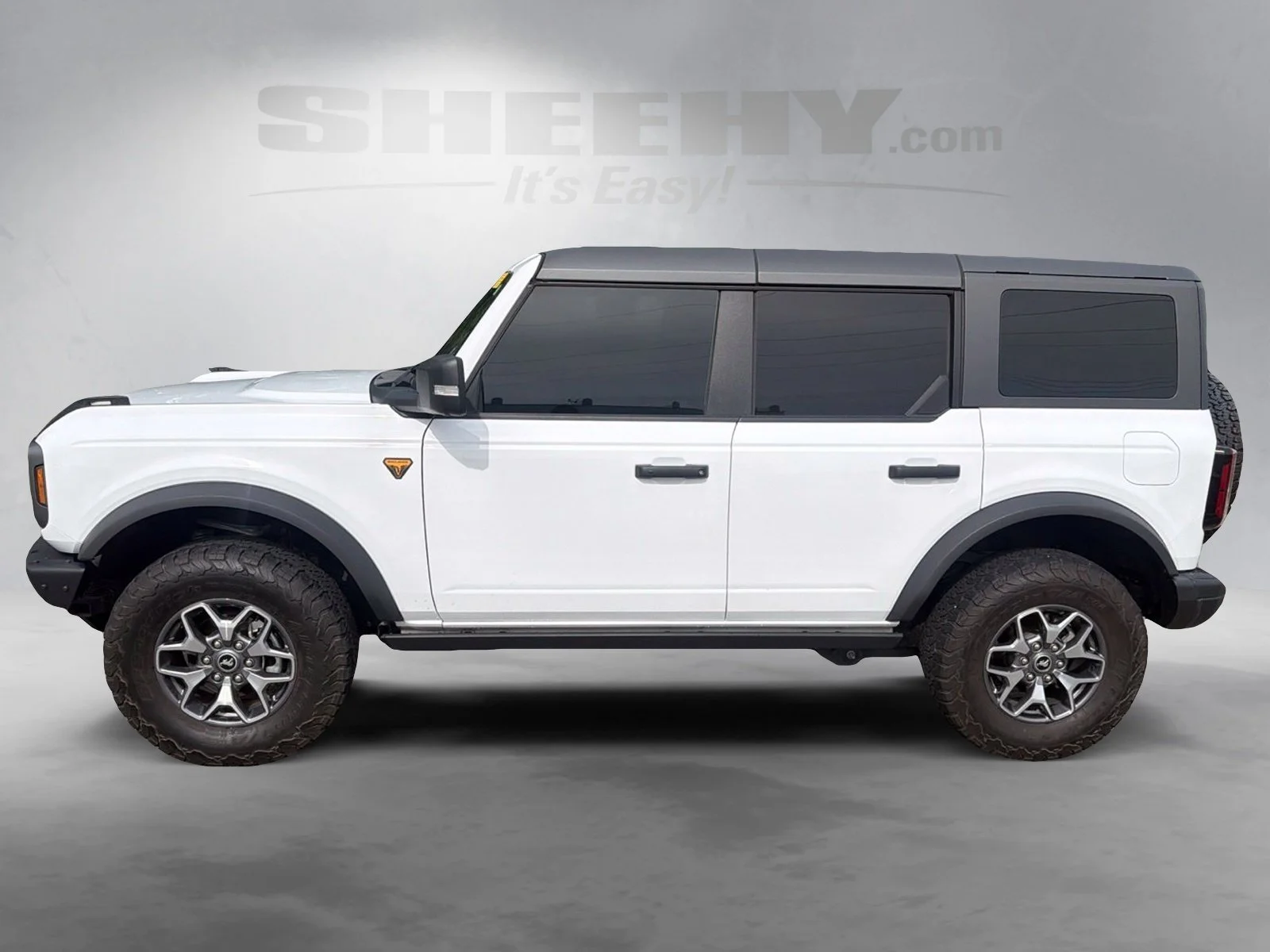 Certified Used 2024 Oxford White Ford Badlands image 16