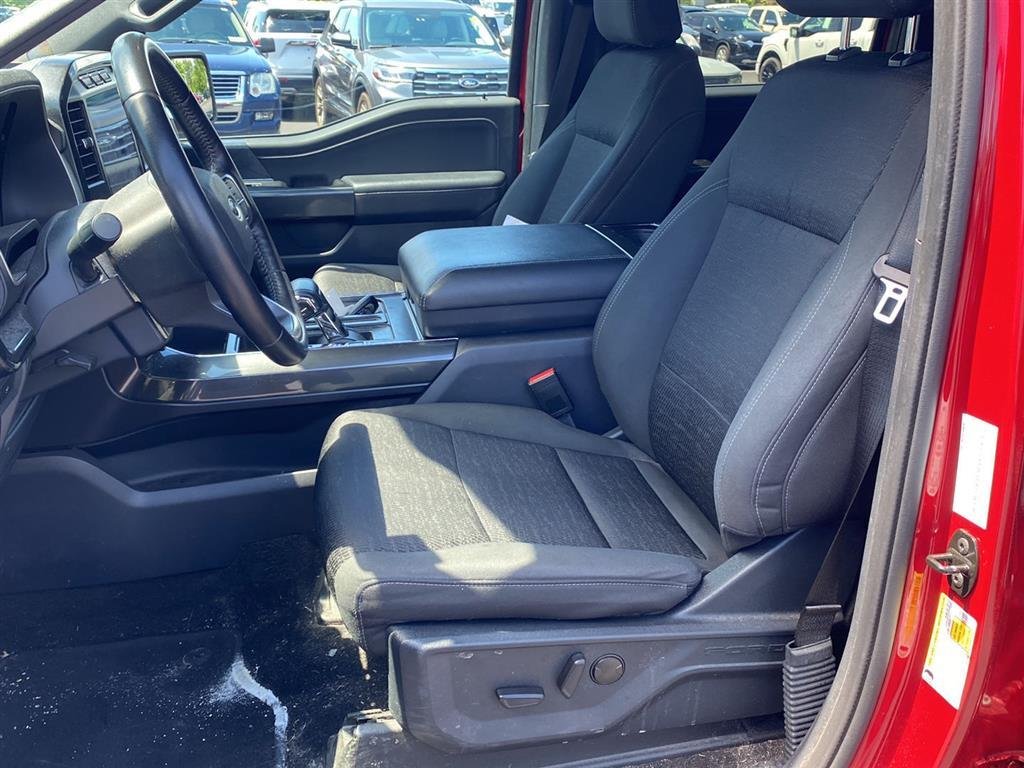 Used 2022 Rapid Red Metallic Tinted Clearcoat Ford XLT image 2