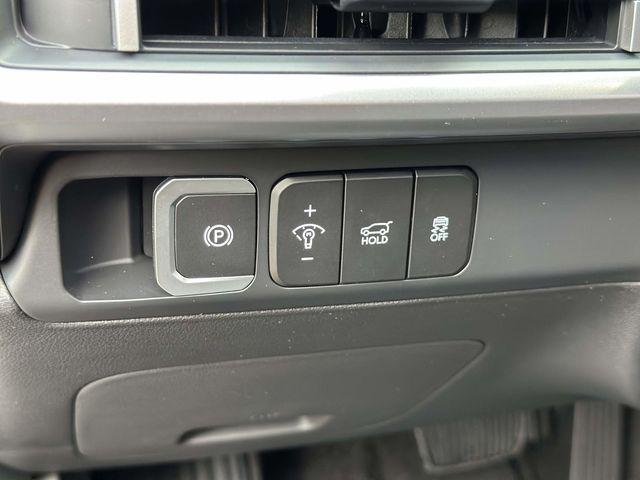 New 2026 Gray Hyundai SE image 28