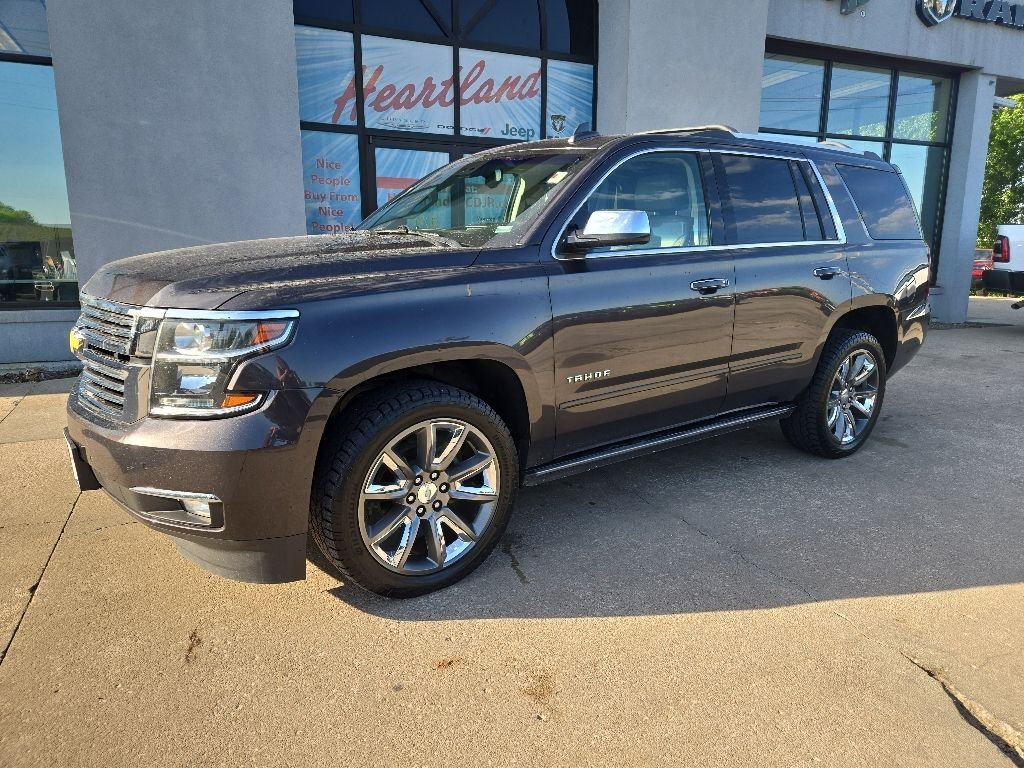 Used 2018 Gray Chevrolet Premier image 3